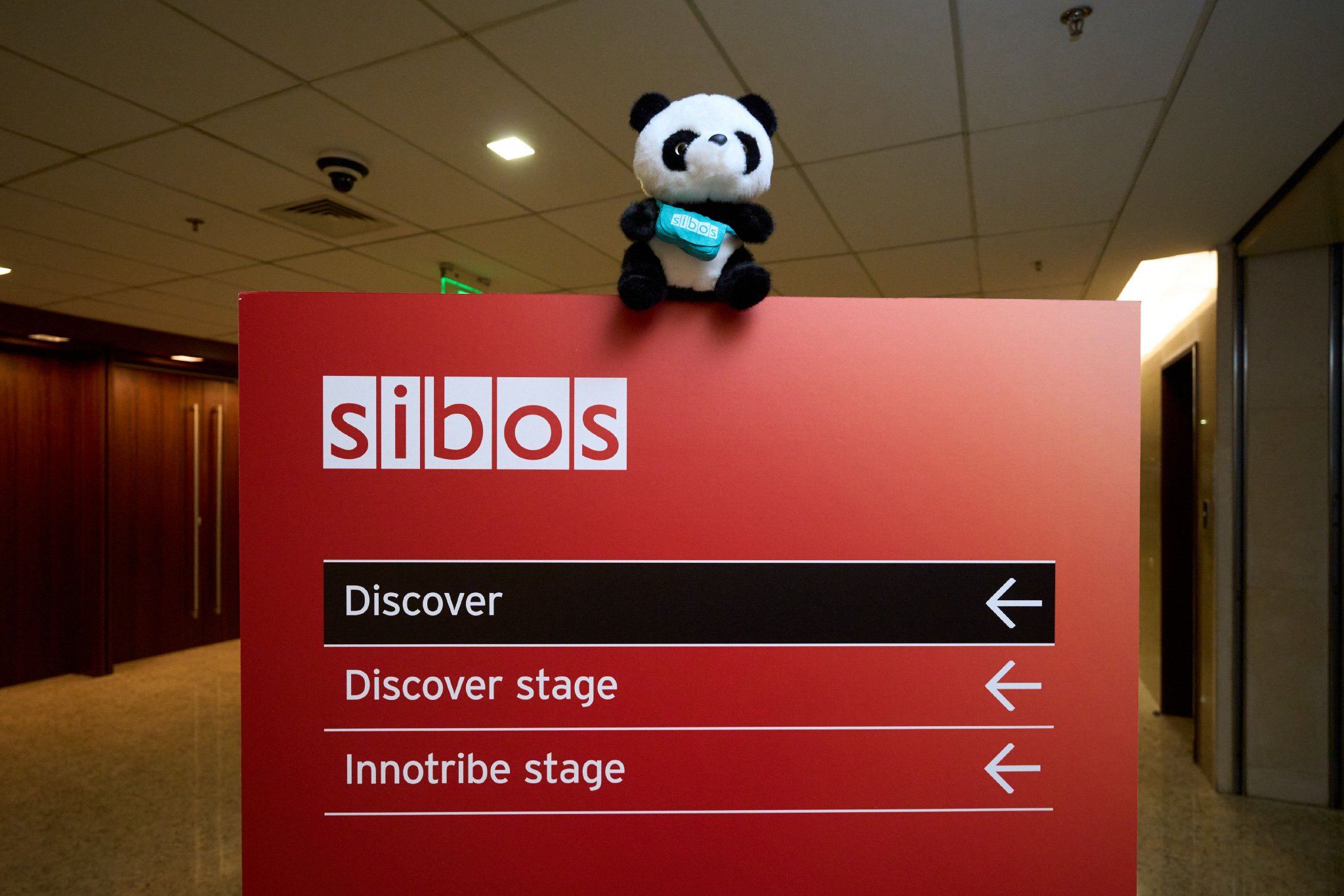 “打卡”Sibos2024年会 中外金融机构交流商谈氛围浓