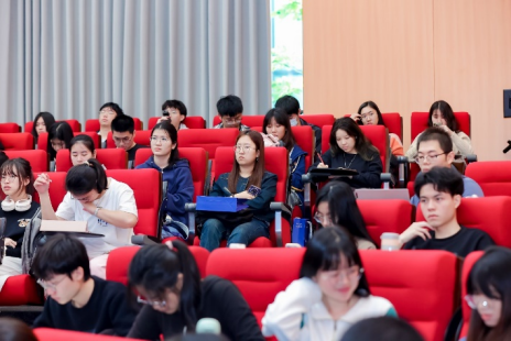515投资者保护日 | 校园深耕、文化创新！南方基金荣获2025年度最具影响力投教项目奖与最佳投资者教育创新奖