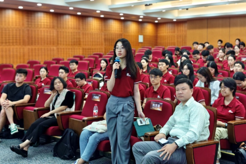 515投资者保护日 | 校园深耕、文化创新！南方基金荣获2025年度最具影响力投教项目奖与最佳投资者教育创新奖